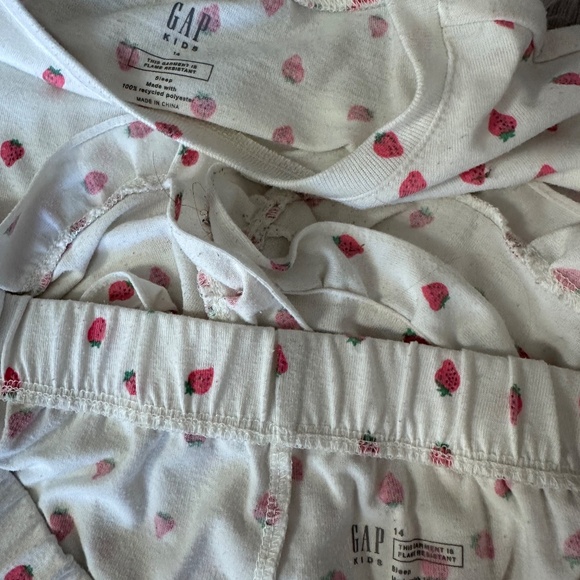 Gap Kids Recycled PJ Short Set - Picture 5 of 10